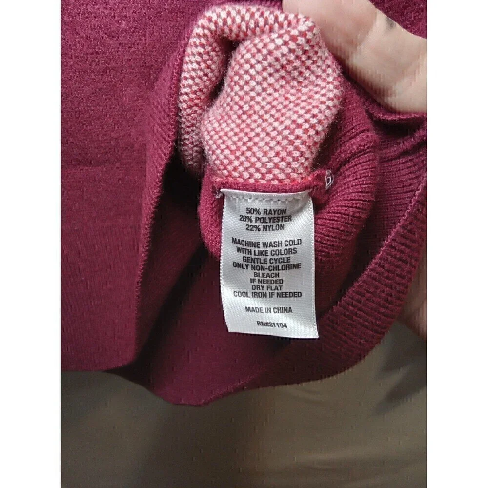 Crown & Ivy Womens small red sweater